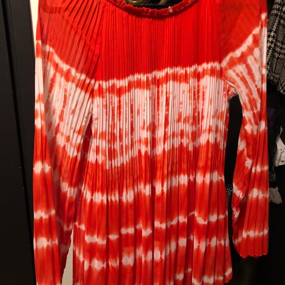 BNWOT  Women’s Nygard Tie Die Pleated Tunic - Picture 9 of 12
